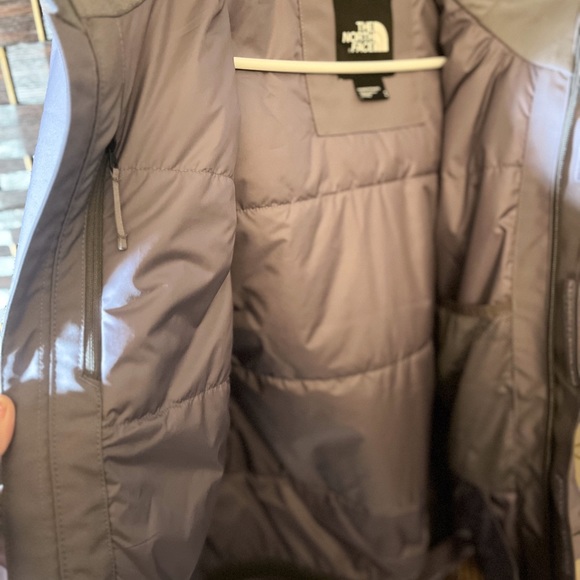 Northface Gatekeeper Wintet Outdoor Jacket - Picture 7 of 10
